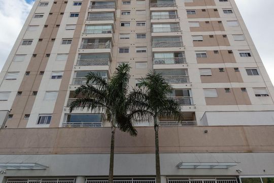 Fachada de kitnet/studio para alugar com 1 quarto, 49m² em Vila Cordeiro, São Paulo