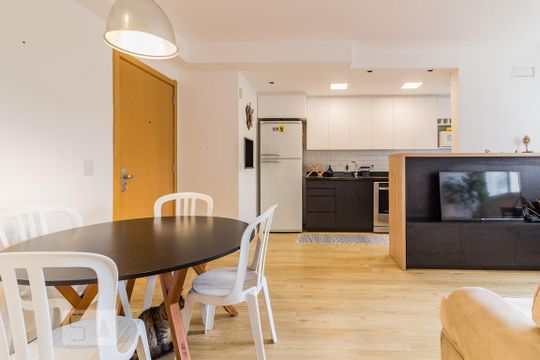 Sala de apartamento para alugar com 2 quartos, 62m² em Teresópolis, Porto Alegre