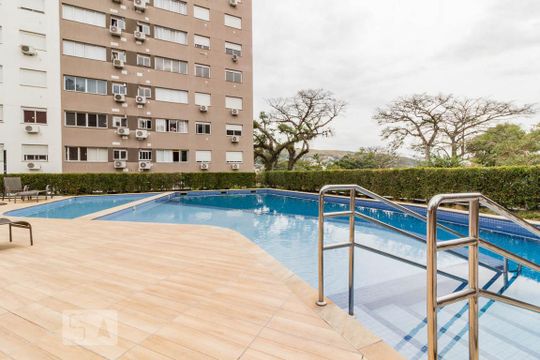 Área comum - Piscina de apartamento para alugar com 2 quartos, 62m² em Teresópolis, Porto Alegre