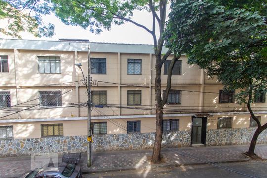 Vista do Quarto 1 de apartamento para alugar com 3 quartos, 103m² em Santo Antônio, Belo Horizonte