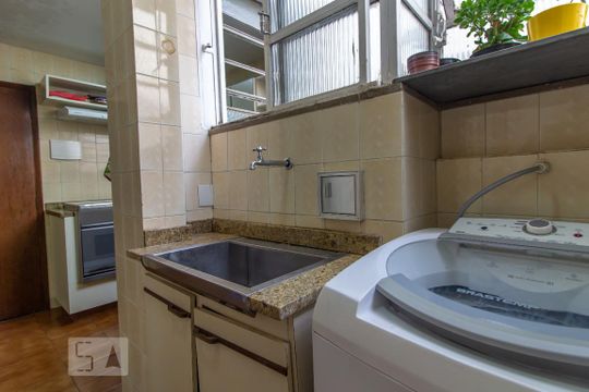 Área de Serviço de apartamento para alugar com 3 quartos, 103m² em Santo Antônio, Belo Horizonte