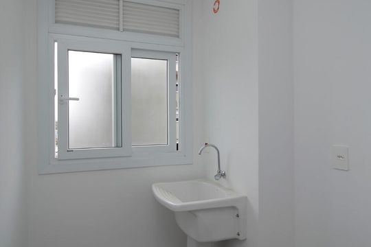 Área de Serviço de apartamento à venda com 1 quarto, 46m² em Centro, Canoas