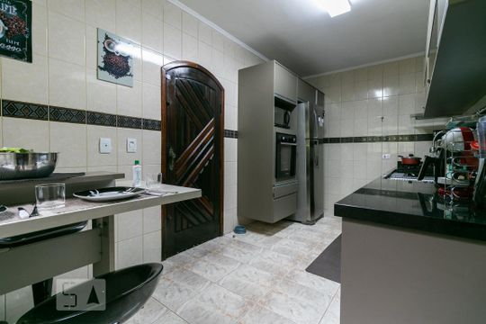 Cozinha de casa à venda com 3 quartos, 380m² em Jardim Avelino, São Paulo