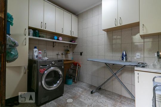 Área de Serviço de casa à venda com 3 quartos, 380m² em Jardim Avelino, São Paulo