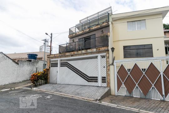 Fachada de casa à venda com 3 quartos, 380m² em Jardim Avelino, São Paulo