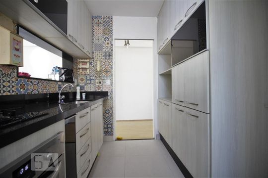 Cozinha de apartamento para alugar com 3 quartos, 78m² em Jardim Ampliacao, São Paulo
