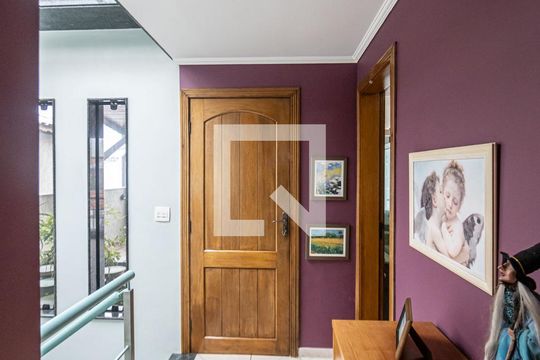 Corredor de casa à venda com 2 quartos, 240m² em Chácara Califórnia, São Paulo