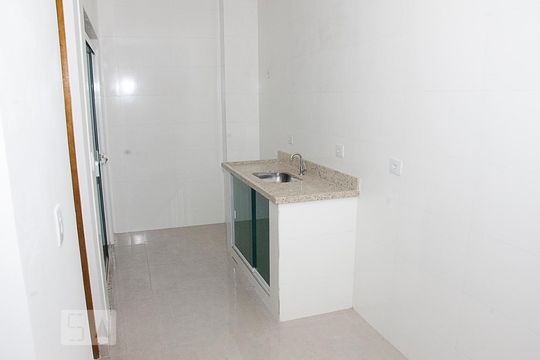 Cozinha de apartamento para alugar com 1 quarto, 40m² em Vila Maria, São Paulo