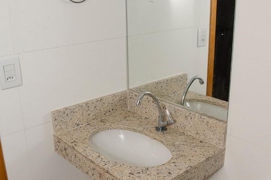 Banheiro de apartamento para alugar com 1 quarto, 40m² em Vila Maria, São Paulo