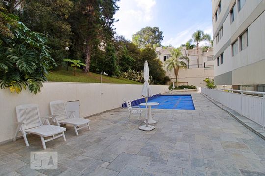 Área comum - Piscina de apartamento para alugar com 2 quartos, 69m² em Real Parque, São Paulo