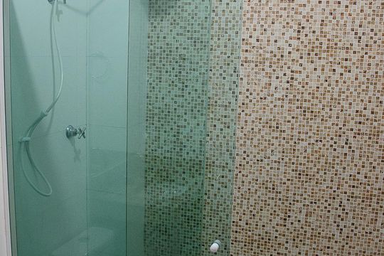 Banheiro de apartamento para alugar com 1 quarto, 40m² em Vila Maria Baixa, São Paulo