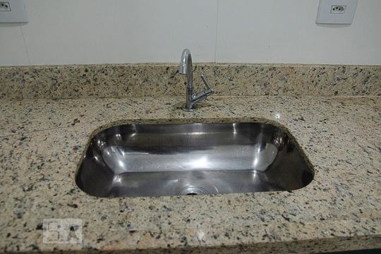 Cozinha de apartamento para alugar com 1 quarto, 40m² em Vila Maria Baixa, São Paulo