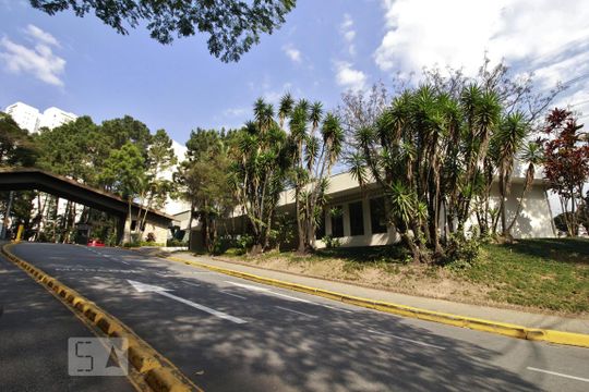 Fachada de apartamento para alugar com 2 quartos, 58m² em Vila Andrade, São Paulo