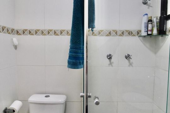 Banheiro de apartamento à venda com 4 quartos, 168m² em Vila Constancia, São Paulo