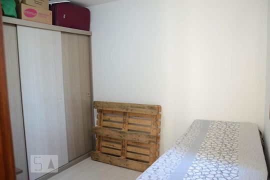 Quarto de casa à venda com 3 quartos, 144m² em São José, Canoas