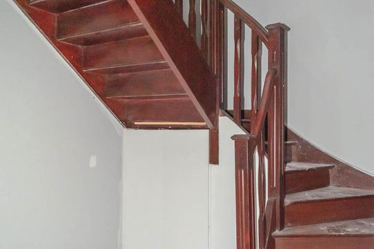 Hall da escadas de casa à venda com 2 quartos, 100m² em Mooca, São Paulo