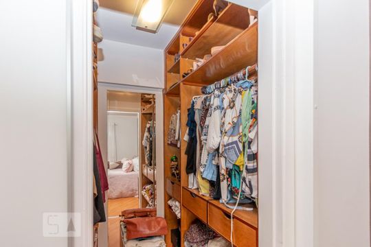Closet da Suite de apartamento à venda com 3 quartos, 129m² em Vila Congonhas, São Paulo