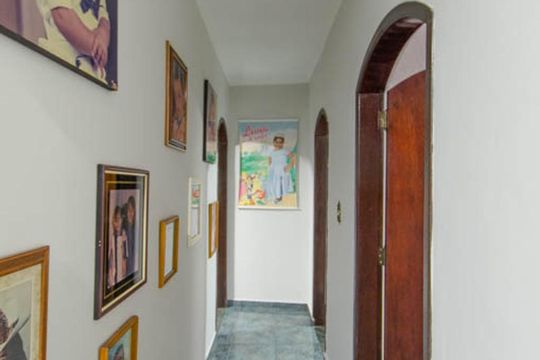 Corredor de casa à venda com 4 quartos, 200m² em Jardim Popular, São Paulo