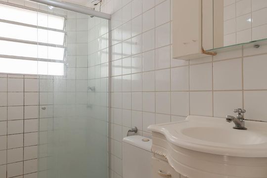 Banheiro da Suíte de apartamento para alugar com 3 quartos, 70m² em Vila Proost de Souza, Campinas
