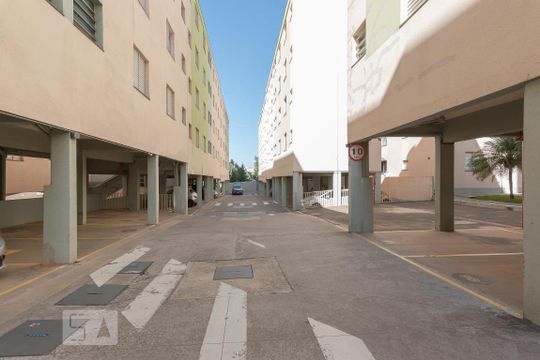 Garagem de apartamento para alugar com 3 quartos, 70m² em Vila Proost de Souza, Campinas