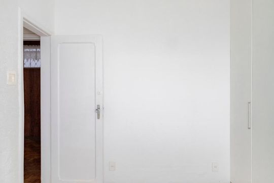 Quarto de casa para alugar com 5 quartos, 403m² em Sagrada Família, Belo Horizonte