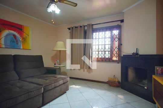 Casa para alugar com 3 quartos, 300m² em Passo das Pedras, Porto Alegre