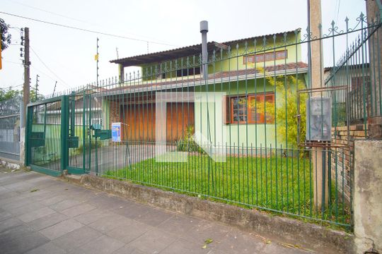 Fachada de casa para alugar com 3 quartos, 300m² em Passo das Pedras, Porto Alegre
