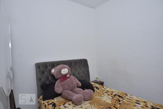 Quarto de casa à venda com 2 quartos, 100m² em Curicica, Rio de Janeiro