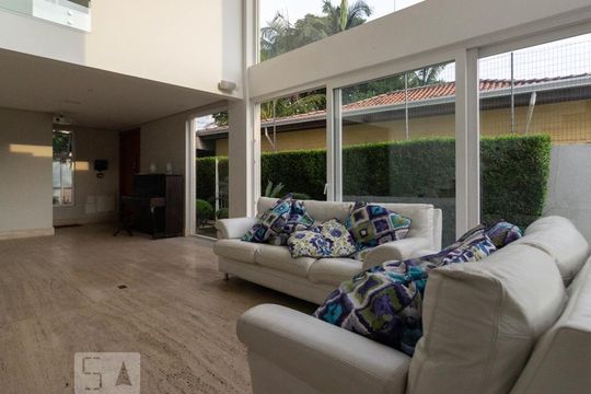 Casa à venda com 3 quartos, 263m² em Butantã, São Paulo