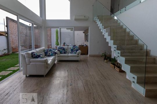 Sala de casa à venda com 3 quartos, 263m² em Butantã, São Paulo