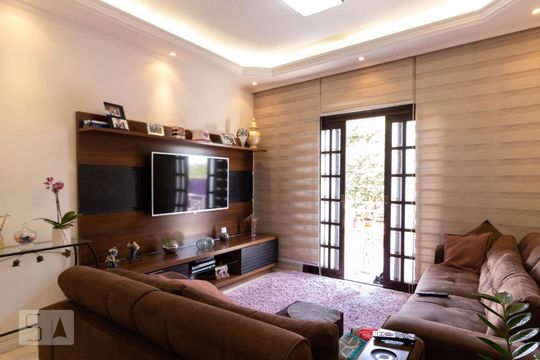 Casa à venda com 3 quartos, 128m² em Jardim Ester, São Paulo