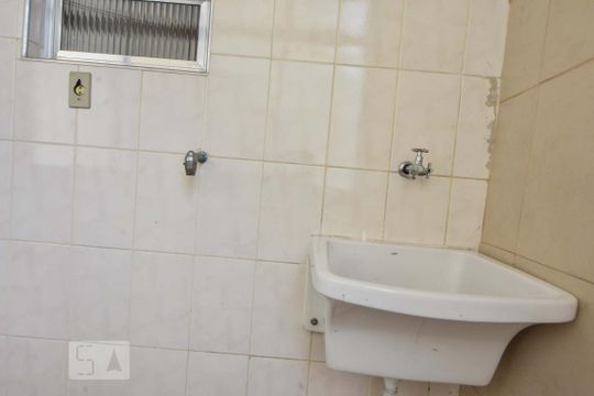 Lavanderia de apartamento para alugar com 1 quarto, 75m² em Itaim Bibi, São Paulo