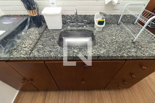 Cozinha de kitnet/studio à venda com 1 quarto, 29m² em Centro, São Paulo