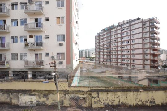 Vista do Quarto 1 de casa de condomínio para alugar com 2 quartos, 78m² em Cachambi, Rio de Janeiro