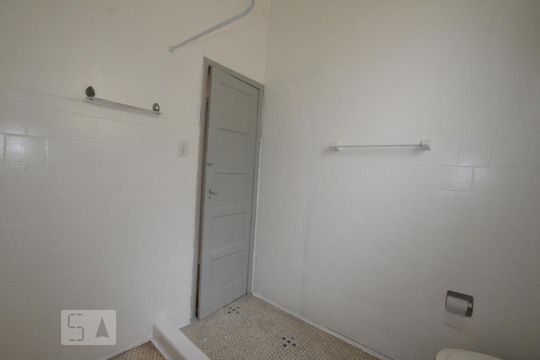 Banheiro Social de casa de condomínio para alugar com 2 quartos, 78m² em Cachambi, Rio de Janeiro