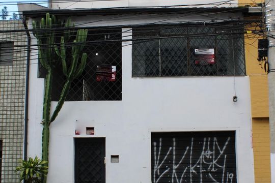 Fachada de casa à venda com 4 quartos, 100m² em Perdizes, São Paulo