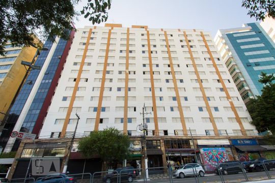 Fachada de apartamento para alugar com 2 quartos, 68m² em Liberdade, São Paulo