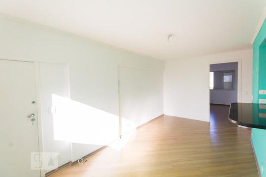 Sala de apartamento para alugar com 2 quartos, 68m² em Liberdade, São Paulo