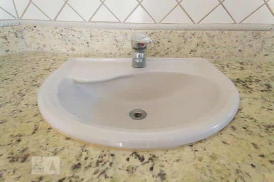 Banheiro de apartamento para alugar com 2 quartos, 68m² em Liberdade, São Paulo