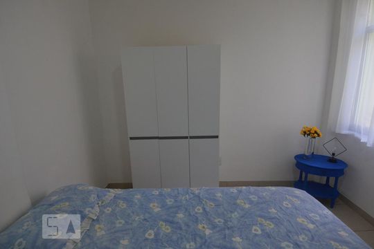 Quarto de kitnet/studio para alugar com 1 quarto, 28m² em Copacabana, Rio de Janeiro