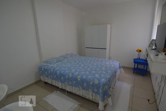 Quarto de kitnet/studio para alugar com 1 quarto, 28m² em Copacabana, Rio de Janeiro