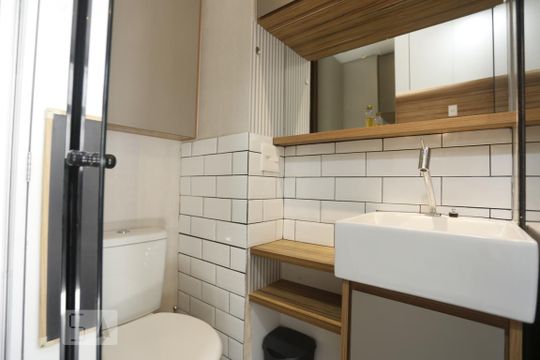 Banheiro de apartamento à venda com 1 quarto, 12m² em Vila Buarque, São Paulo