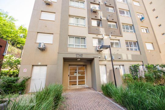 Apartamento para alugar com 2 quartos, 57m² em Jardim Carvalho, Porto Alegre
