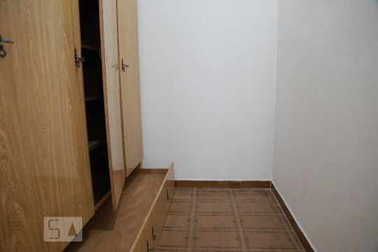 Quarto de Serviço de apartamento para alugar com 2 quartos, 62m² em Tijuca, Rio de Janeiro