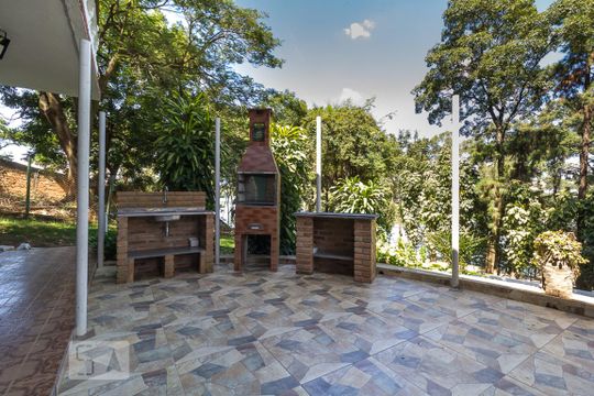 Churrasqueira de casa à venda com 3 quartos, 600m² em Jardim Atlântico, Belo Horizonte
