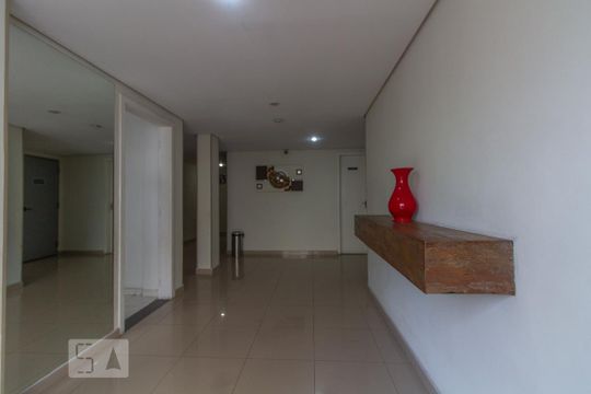 Hall de Entrada de apartamento para alugar com 2 quartos, 42m² em Mooca, São Paulo