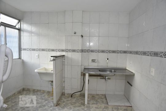 Cozinha de apartamento à venda com 2 quartos, 60m² em Jacarepaguá, Rio de Janeiro