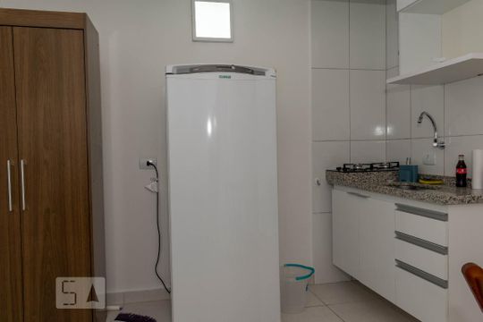 Sala/Cozinha de kitnet/studio para alugar com 1 quarto, 24m² em Vila Clementino, São Paulo