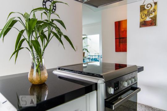 Cozinha de casa à venda com 3 quartos, 144m² em Vila Scarpelli, Santo André