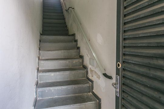 Escada de Entrada de apartamento para alugar com 3 quartos, 76m² em Vila Lageado, São Paulo